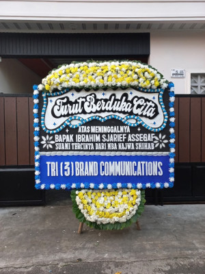 Papan Bunga Duka di Joring Lombang
